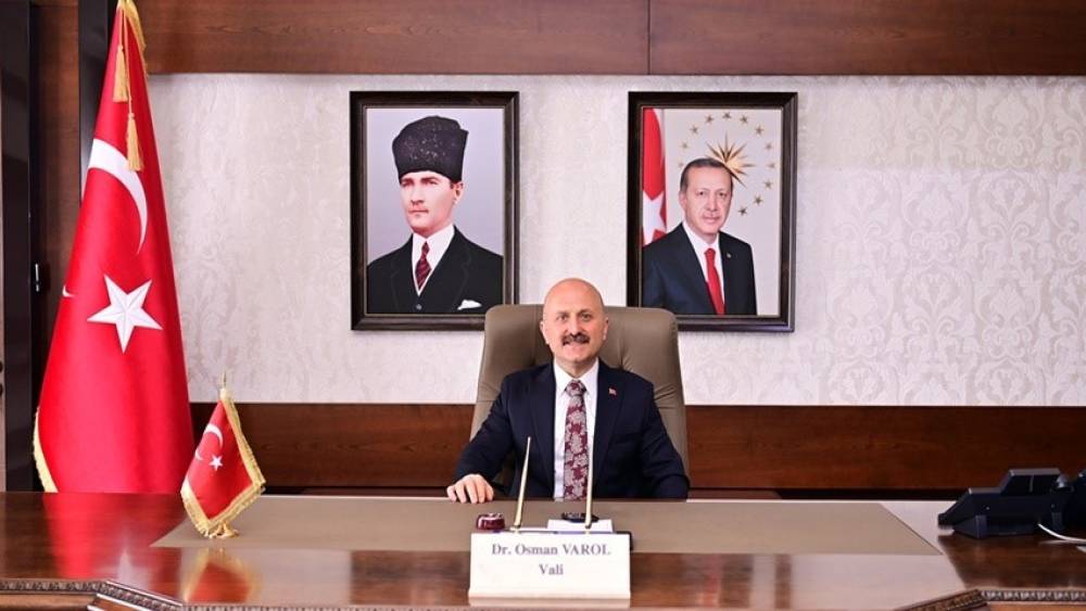 Aydın Valisi Varol: "İlimizde eğitimde kaliteyi artırmak amacıyla &ccedil;alışmalarımızı s&uuml;rd&uuml;r&uuml;yoruz"

