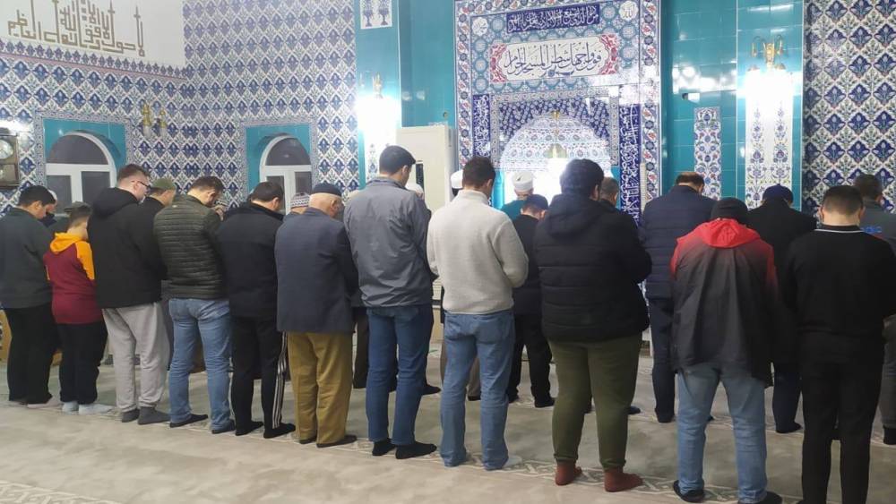 &Ccedil;ine&rsquo;de cemaat Ramazan &ouml;ncesi sabah namazında buluştu
