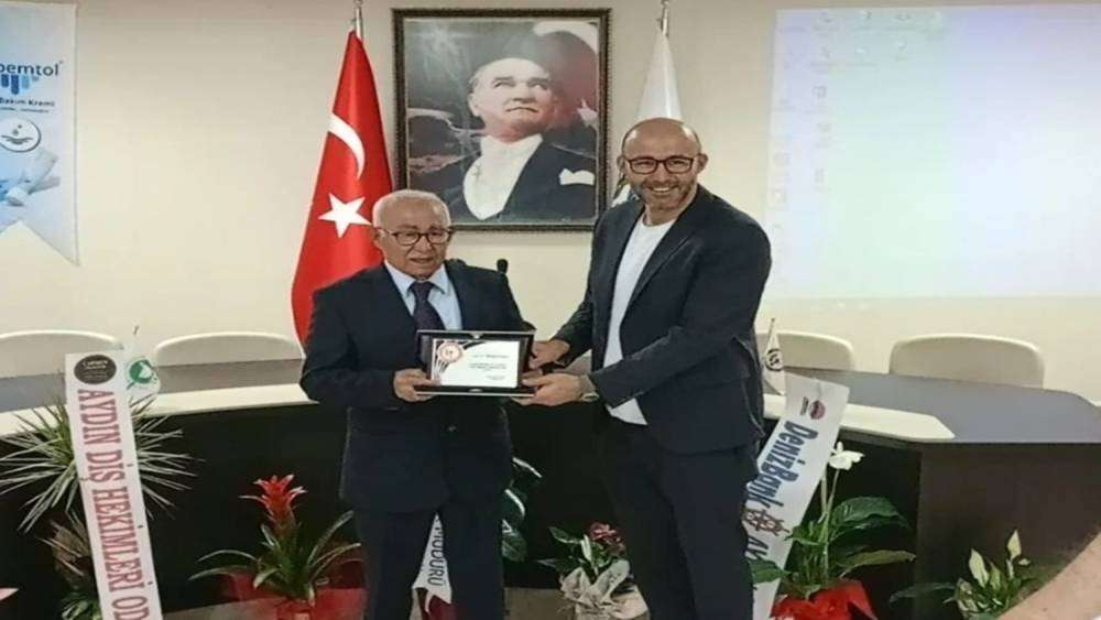 MESLEKTE 50. YIL ONUR PLAKETİNİ OĞLU BAŞKAN ZENCİRCİ’NİN ELİNDEN ALDI