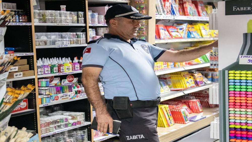 Kuşadası Belediyesi&rsquo;nden kırtasiyelere sıkı denetim
