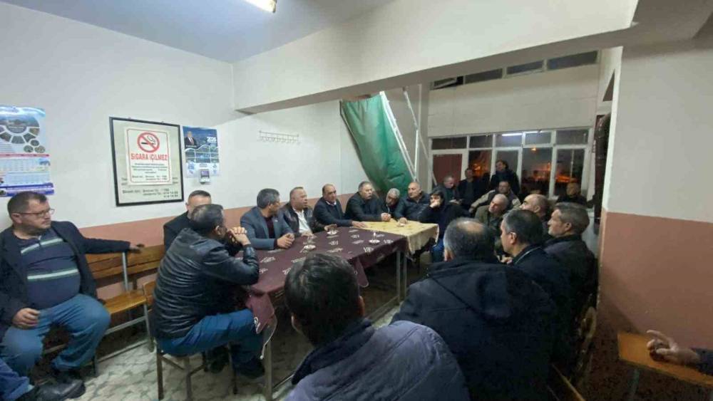 Başkan &Ouml;zel, Kandil gecesinde Kızılca&rsquo;da vatandaşlarla buluştu
