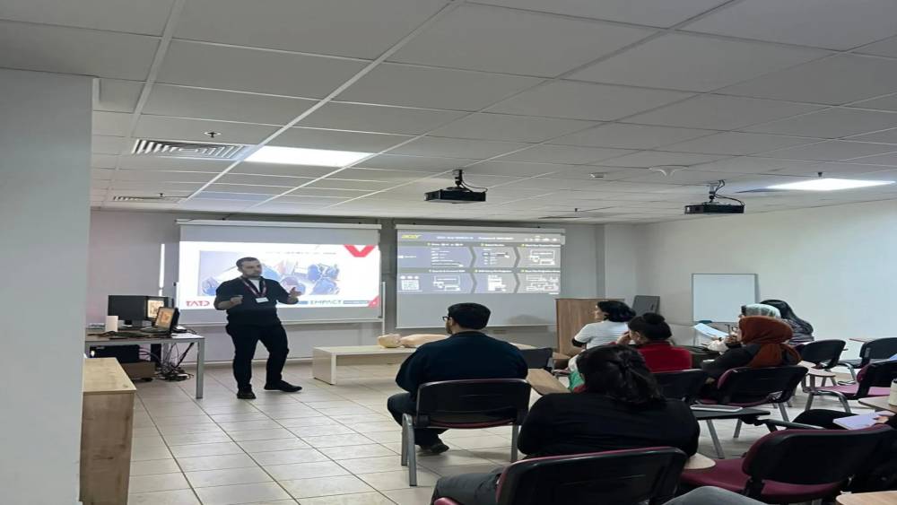 AD&Uuml;&rsquo;de sağlık &ccedil;alışanlarına temel yaşam desteği eğitimi
