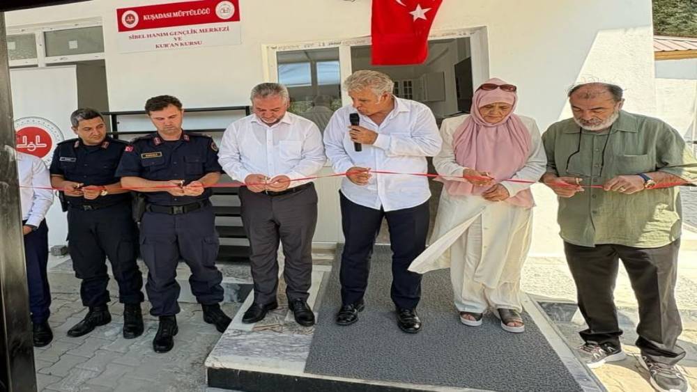 Sibel Hanım Gen&ccedil;lik Merkezi ve Kur&rsquo;an Kursu dualarla hizmete a&ccedil;ıldı
