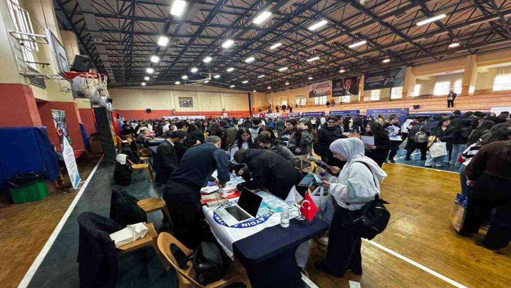 Aydın Y&uuml;ksek&ouml;ğretim Tanıtım G&uuml;nleri yoğun katılımla başladı