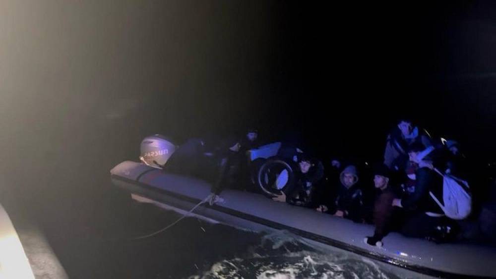 Didim a&ccedil;ıklarında 25 d&uuml;zensiz g&ouml;&ccedil;men kurtarıldı
