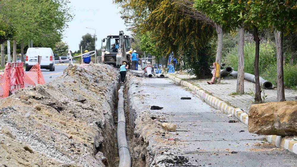 Kuşadası&rsquo;nda altyapı yatırım &ccedil;alışmaları s&uuml;r&uuml;yor