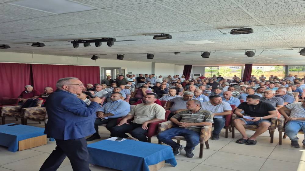 Buharkent&rsquo;te bitki koruma &uuml;r&uuml;nleri uygulayıcısı eğitimine yoğun ilgi