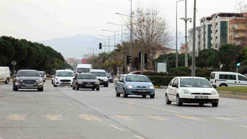 Aydın&rsquo;da Ara&ccedil; Sayısı 690 Bin Oldu