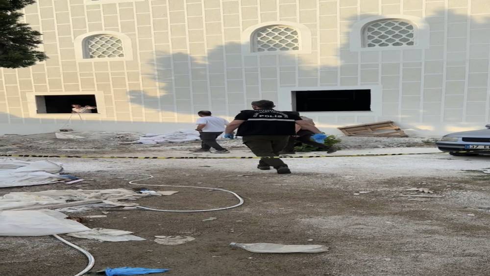 Aydın&rsquo;da iş kazası: 1 &ouml;l&uuml;, 1 ağır yaralı
