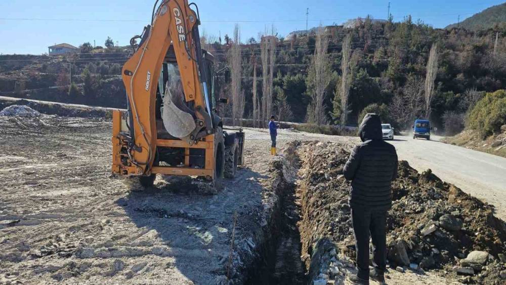 Valilikten Bozdoğan&rsquo;a sosyal tesis yatırımı

