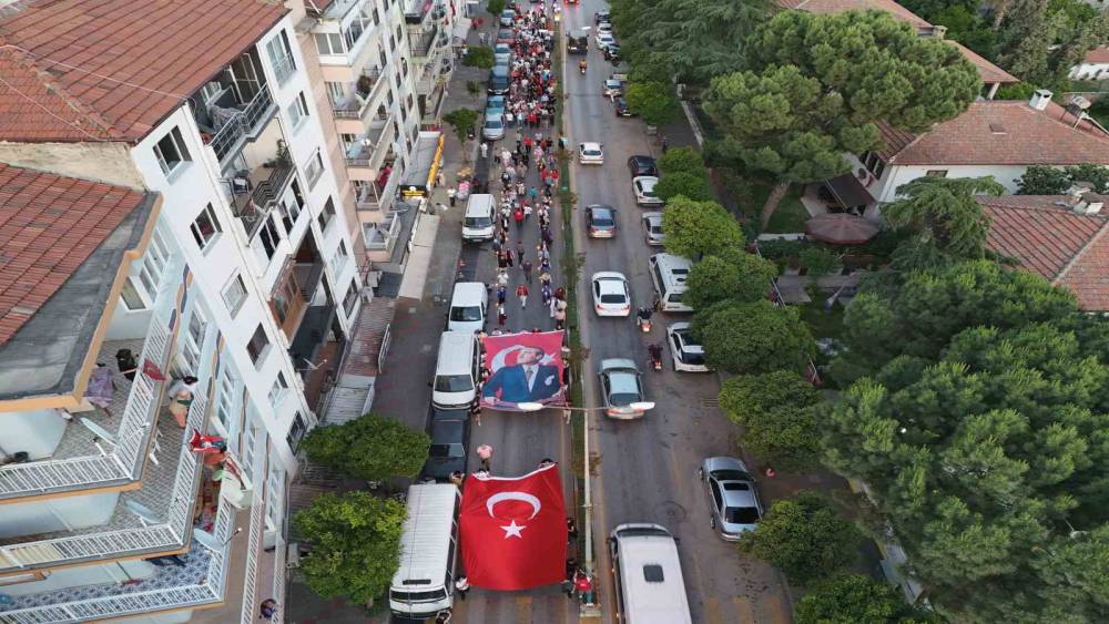 AYDIN'DA 19 MAYIS FENER ALAYIYLA TAÇLANDI 