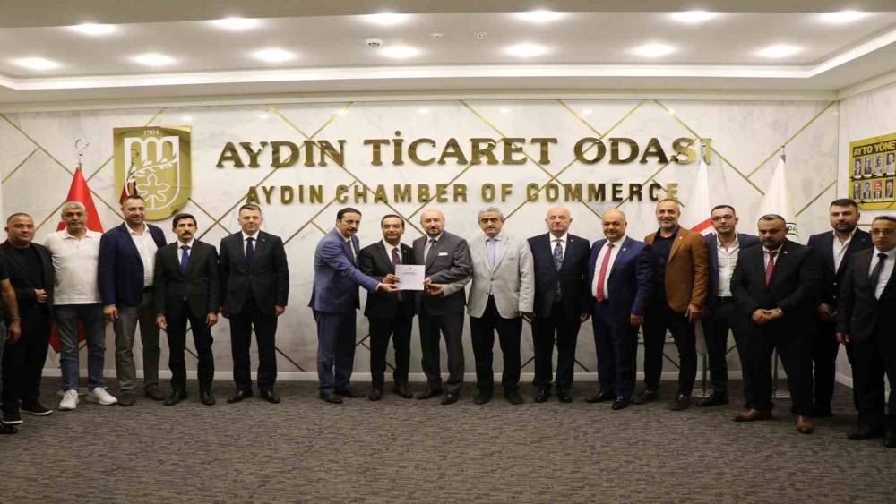 MHP heyeti AYTO Başkanı Ülken ile görüştü

