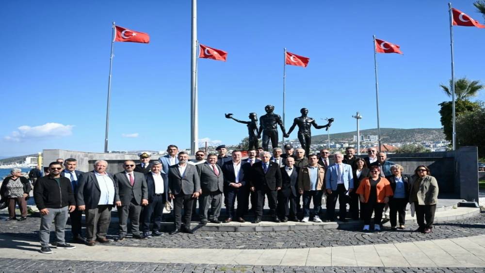 Kuşadası&rsquo;nda Muhtarlar G&uuml;n&uuml; kutlandı
