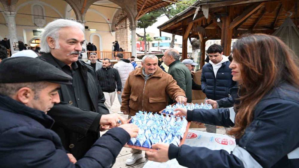 B&uuml;y&uuml;kşehirden lokumlu bayramlaşma
