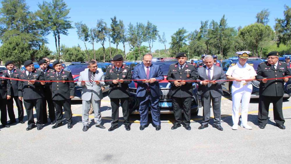 Aydın’da jandarma filosuna 54 yeni araç katıldı
