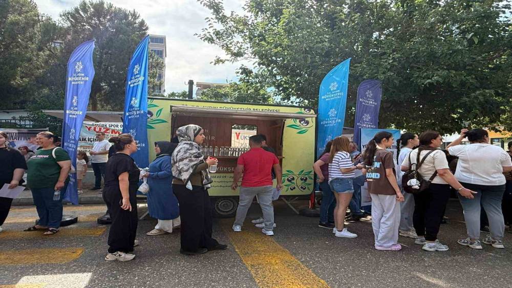 Başkan &Ccedil;er&ccedil;ioğlu&rsquo;ndan YKS adaylarına sınav g&uuml;n&uuml; desteği
