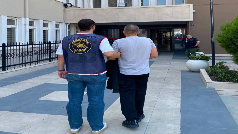 S&ouml;ke&rsquo;de 6 yıl 3 ay hapis cezasıyla aranan h&uuml;k&uuml;ml&uuml; yakalandı
