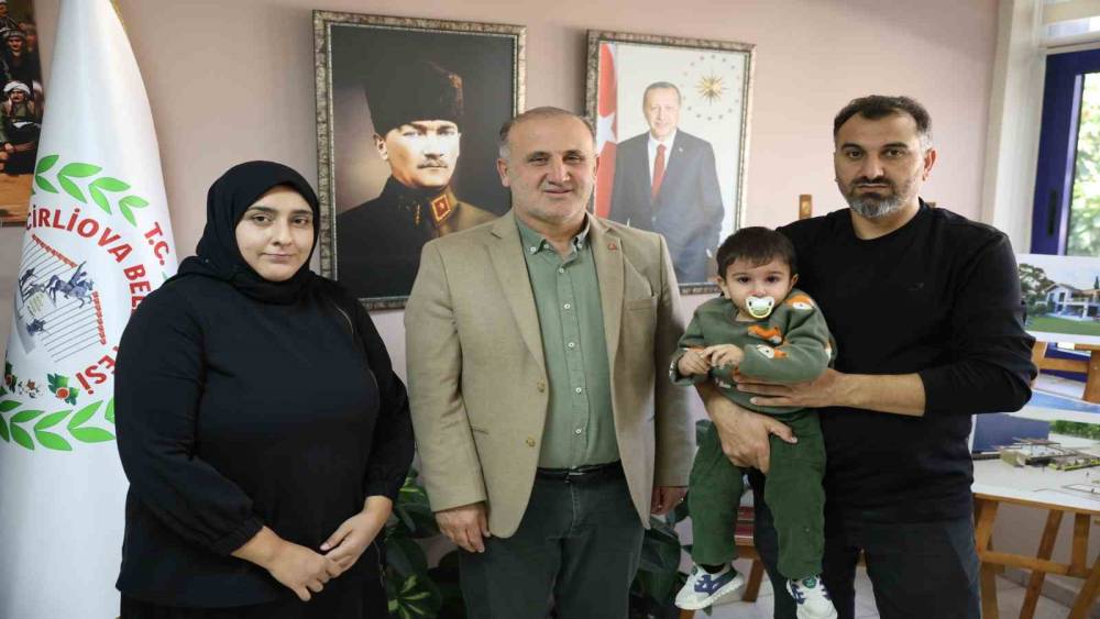 Başkan Kaya&rsquo;dan k&uuml;&ccedil;&uuml;k Muhammed i&ccedil;in destek &ccedil;ağrısı
