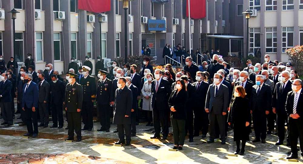 Aydın Ticaret Borsası Meclis Başkanı Erdel, 18 Mart Şehitler Günü törenine katıldı