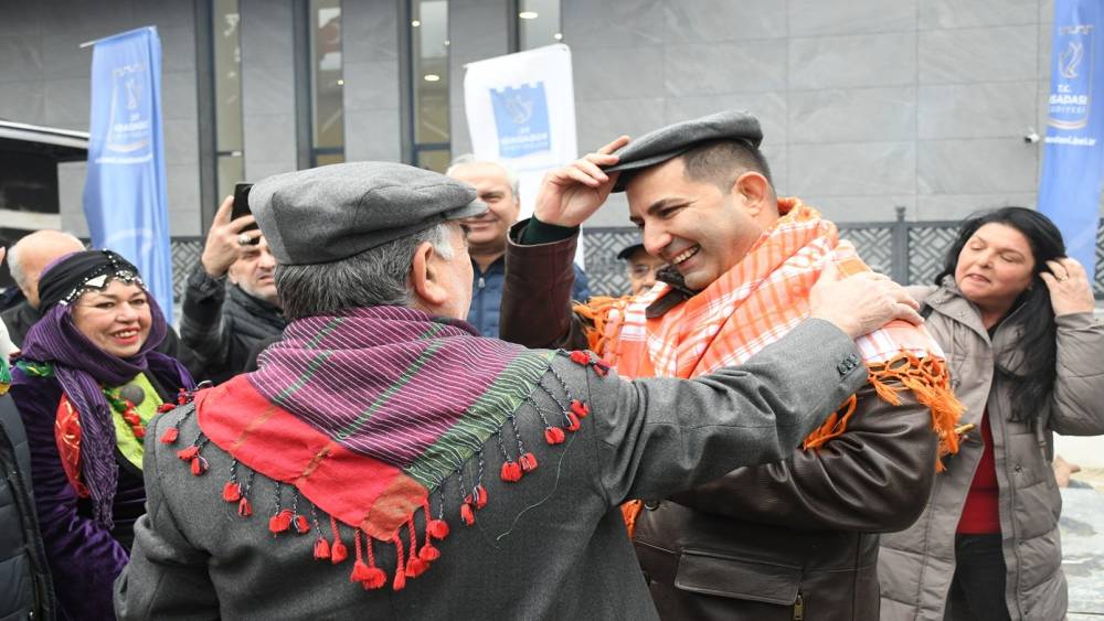 Kuşadası Belediyesi bazı birimlerini &ccedil;adıra taşıdı

