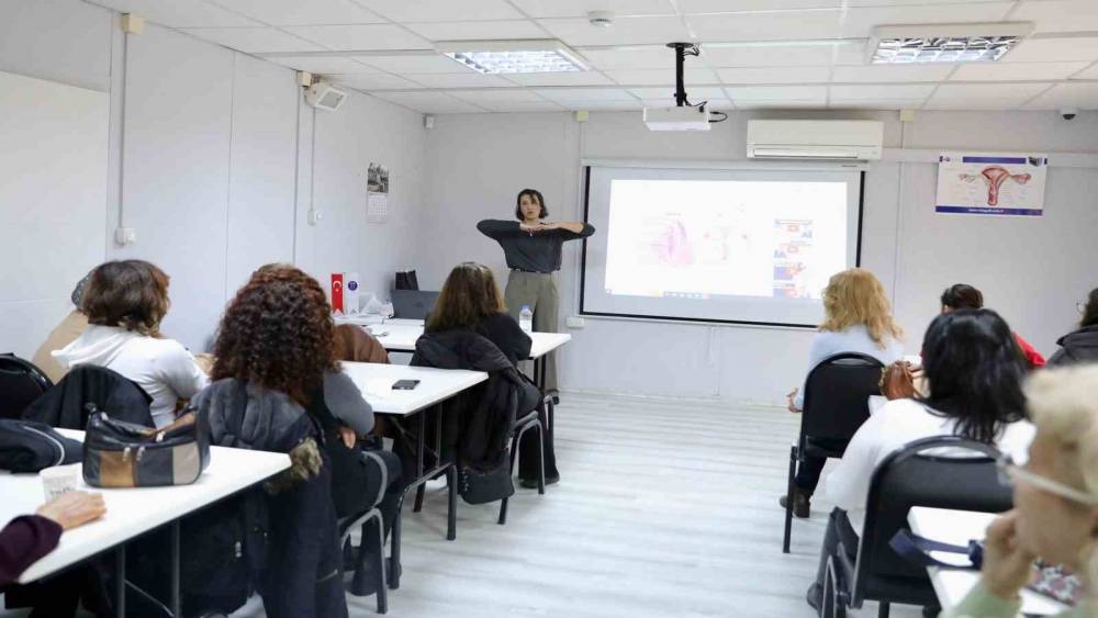 Didim Belediyesi Ergenlik ve İlk Gen&ccedil;likte Kadın Sağlığı eğitimi d&uuml;zenledi