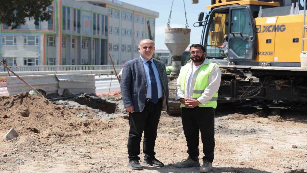 İncirliova&rsquo;nın ulaşım hattı g&uuml;&ccedil;leniyor
