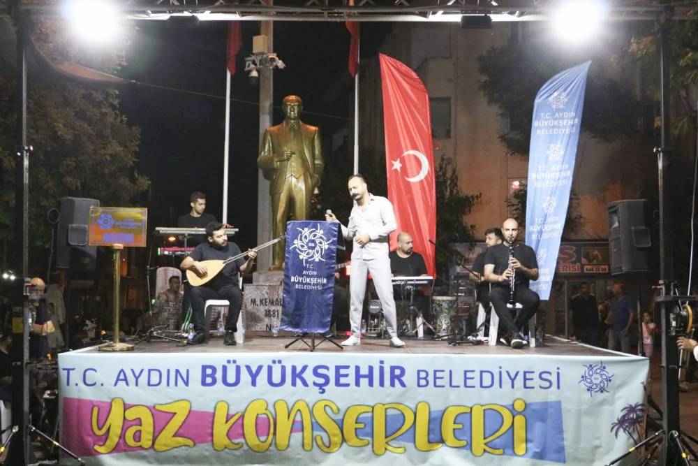 Büyükşehir Belediyesi'nin yaz konserleri devam ediyor