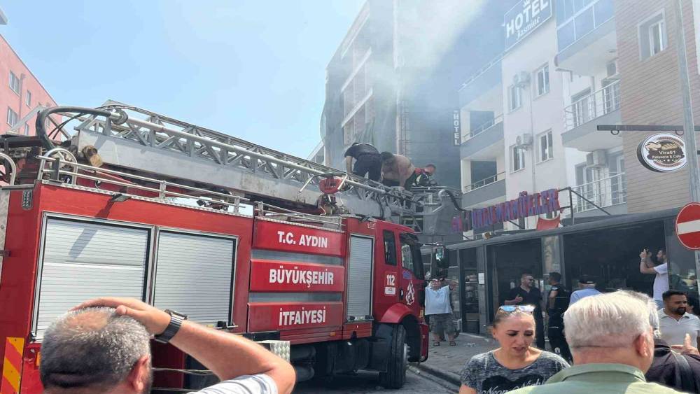 Kuşadası’nda yangın paniği
