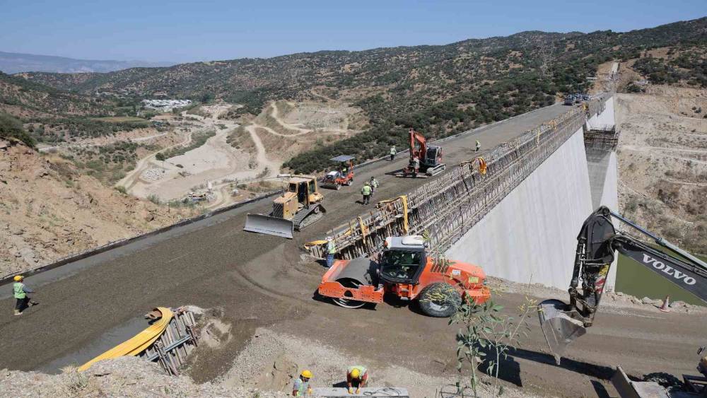 Sarı&ccedil;ay Barajı&rsquo;nda g&ouml;vdenin y&uuml;zde 92&rsquo;si tamamlandı
