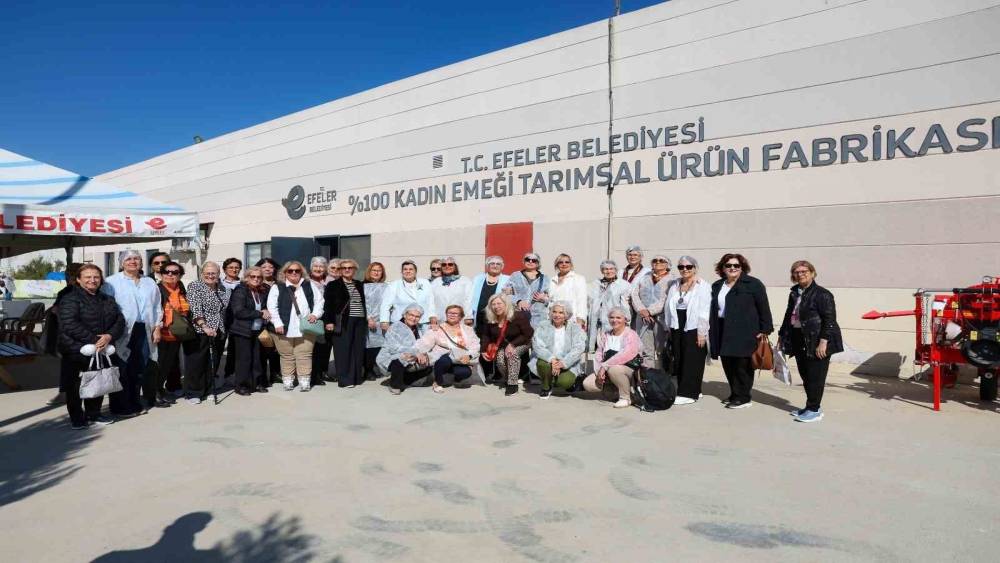 Kadın emeği fabrikası T&uuml;rk Kadınlar Konseyi &uuml;yelerinden tam not aldı
