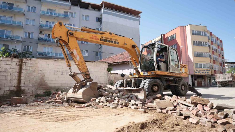 İncirliova&rsquo;nın &uuml;&ccedil; mahallesinde yollar yenilenecek
