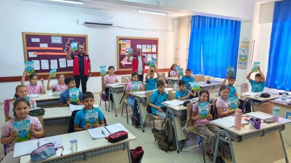 &Ccedil;ine&rsquo;de &ouml;ğrencilere su verimliliğinin &ouml;nemi anlatıldı
