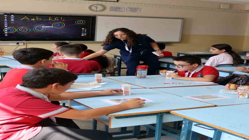 Efeler&rsquo;de k&ouml;y okullarındaki &ouml;ğrenciler dijital d&uuml;nyayla buluşacak
