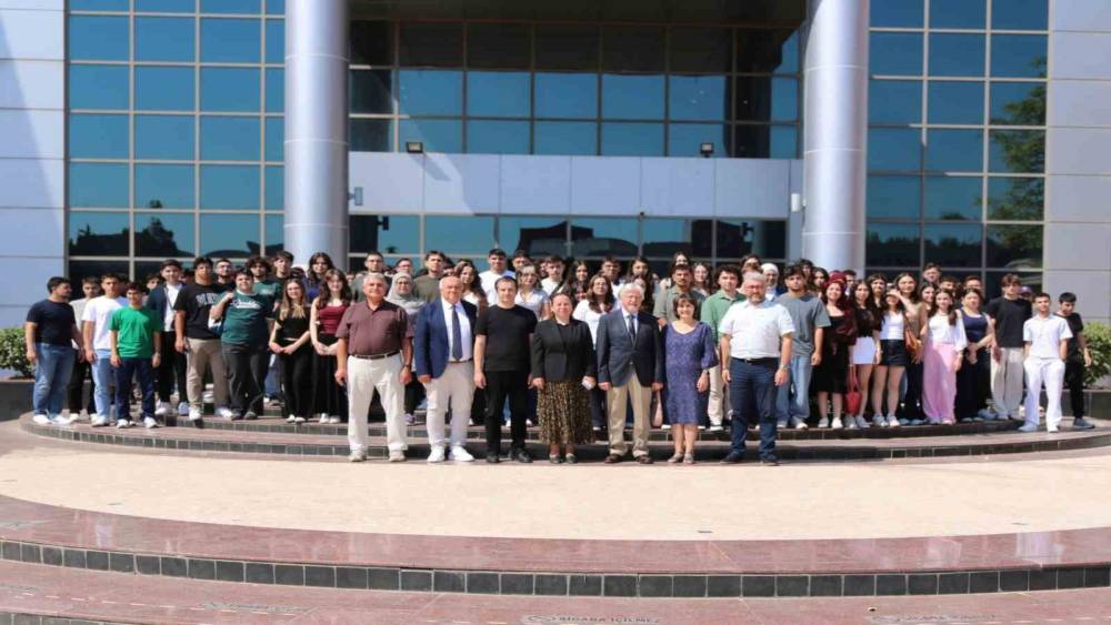 AD&Uuml; &ouml;ğrencileri Tıp Fak&uuml;ltesi&rsquo;ndeki eğitimlerine başladı
