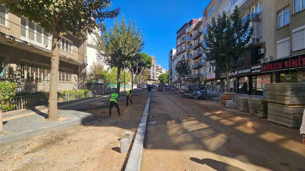 B&uuml;y&uuml;kşehir&rsquo;in ulaşım yatırımları s&uuml;r&uuml;yor
