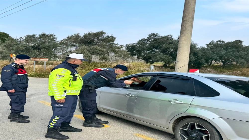 Germencik&rsquo;te jandarma bayram boyunca sahadaydı
