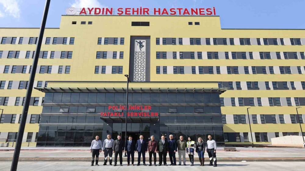 AYDIN ŞEHİR HASTANESİ’NDE SON HAZIRLIKLAR YAPILIYOR