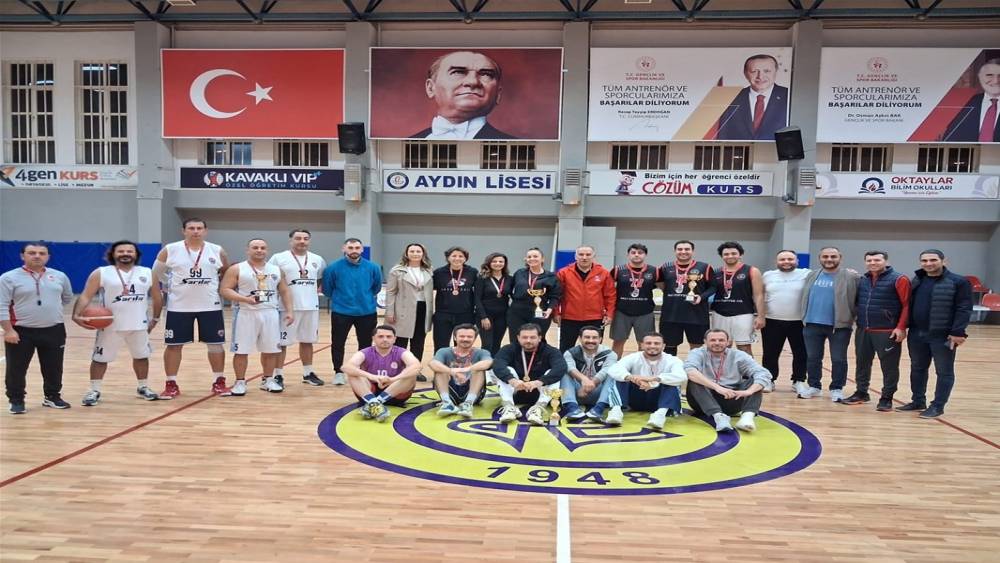 Aydın&rsquo;da kamu &ccedil;alışanları basketbol turnuvasında buluştu
