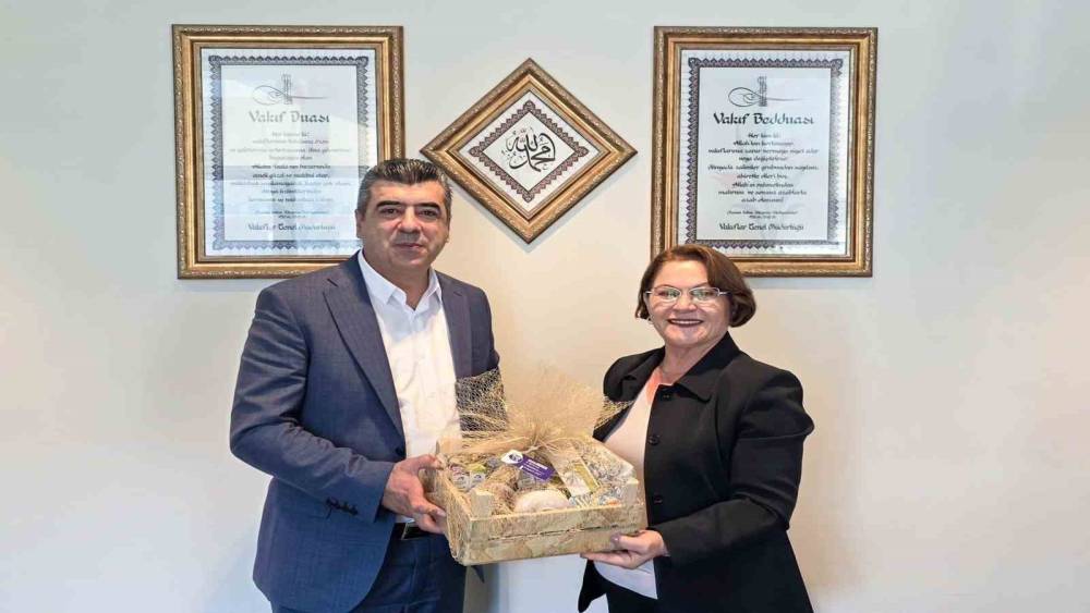 Didim&rsquo;de vakıflar arazisi i&ccedil;in imzalar atıldı
