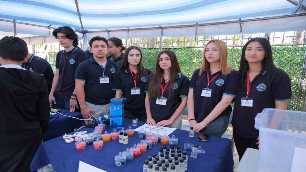 AYDIN &Ouml;ZEL Y&Uuml;KSEK TEKNOLOJİ KOLEJİ EZBER BOZUYOR: T&Uuml;BİTAK&rsquo;TA 45 PROJE İLE ZİRVEYE YERLEŞTİ