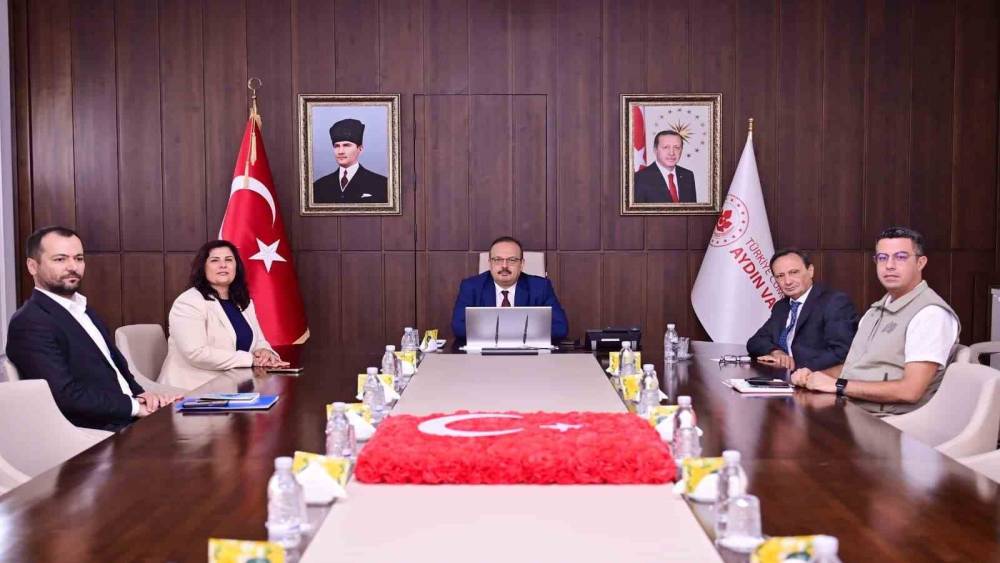 Aydın’da sahipsiz sokak hayvanları için değerlendirme toplantısı düzenlendi