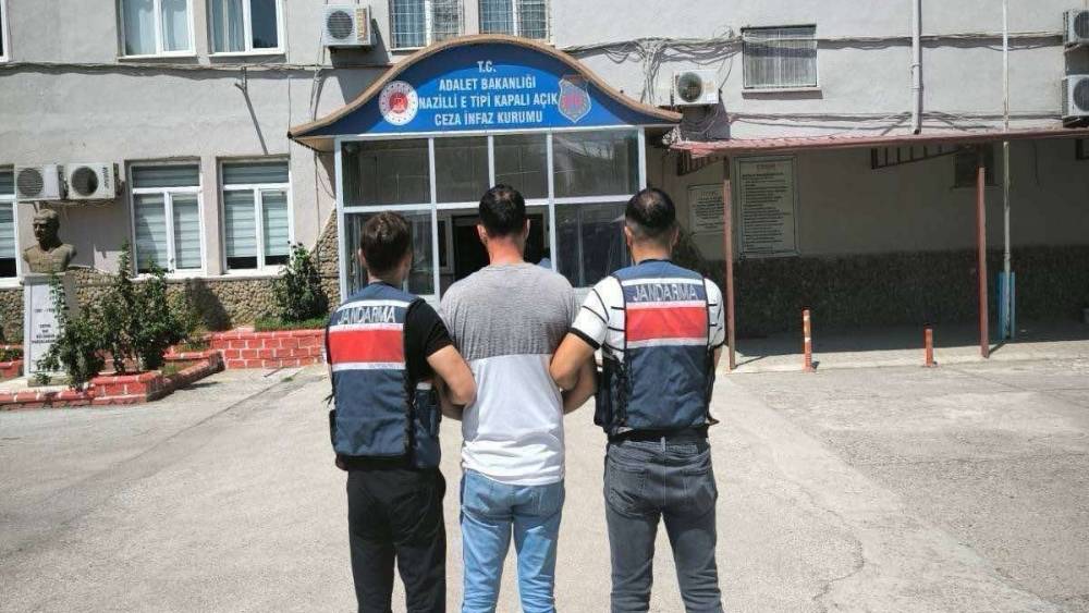 HAKKINDA 5 YIL HAPİS CEZASI BULUNUYORDU, YAKALANDI