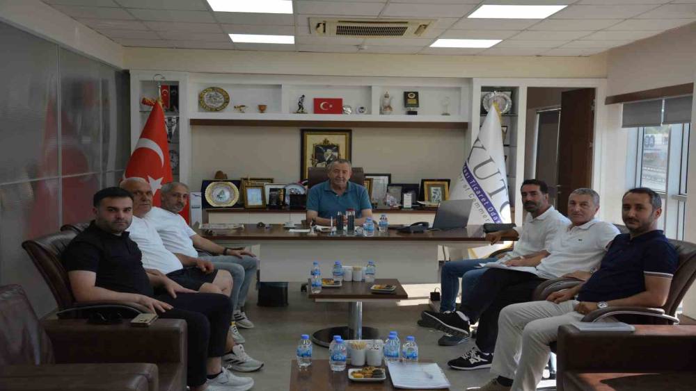 KUTO Y&ouml;netim Kurulu Başkanı Akdoğan: "Kuşadası turizminin kazancı t&uuml;m kente yayılmalı"
