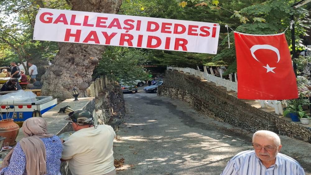 Karacasu’da geleneksel Galleaşı Dedesi Hayırı yapıldı