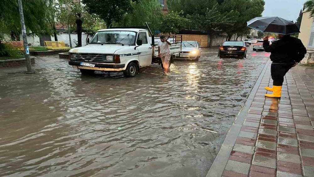 AYDIN’DA EN FAZLA YAĞIŞ EFELER’E DÜŞTÜ