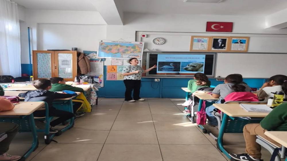 Aydın&rsquo;da &ouml;ğrenciler yaban hayatı ve doğayı yakından tanıyor