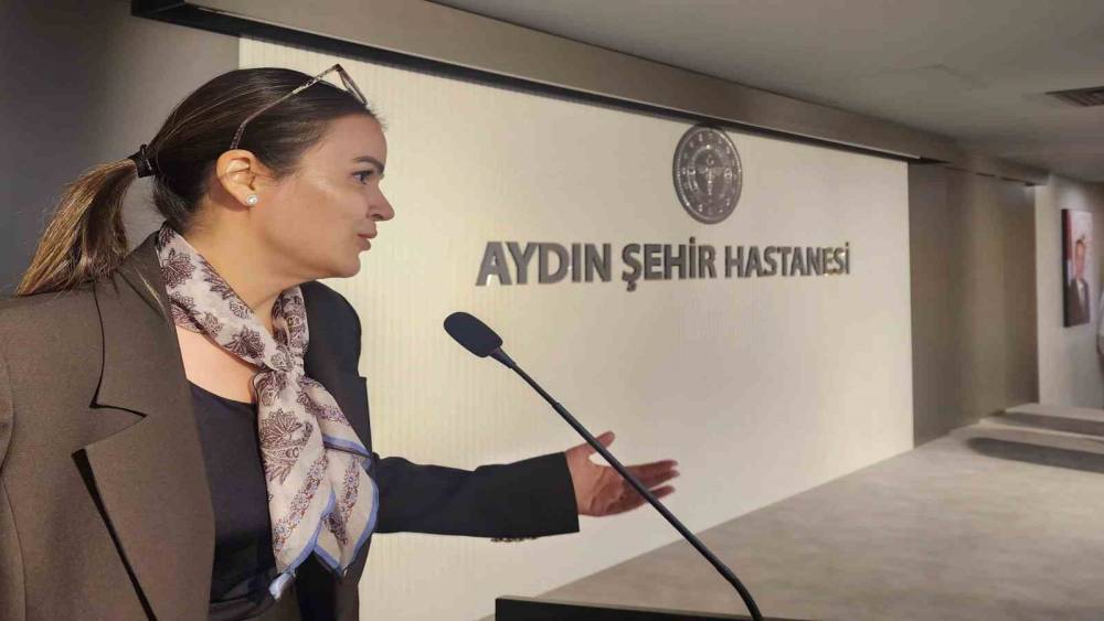 Aydın Şehir Hastanesi&rsquo;nde başhekim &Ouml;zbağ&ccedil;ıvan hekimlerle bir araya geldi
