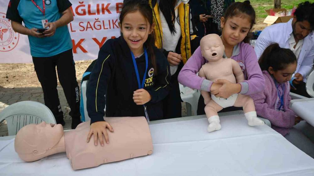 Kuşadası’nda sağlıklı çocuk, sağlıklı gelecek projesi başladı