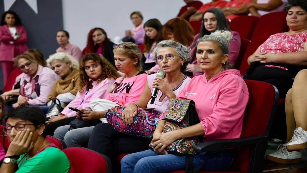 DİDİM’DE MEME KANSERİ FARKINDALIK ETKİNLİĞİ GERÇEKLEŞTİRİLDİ