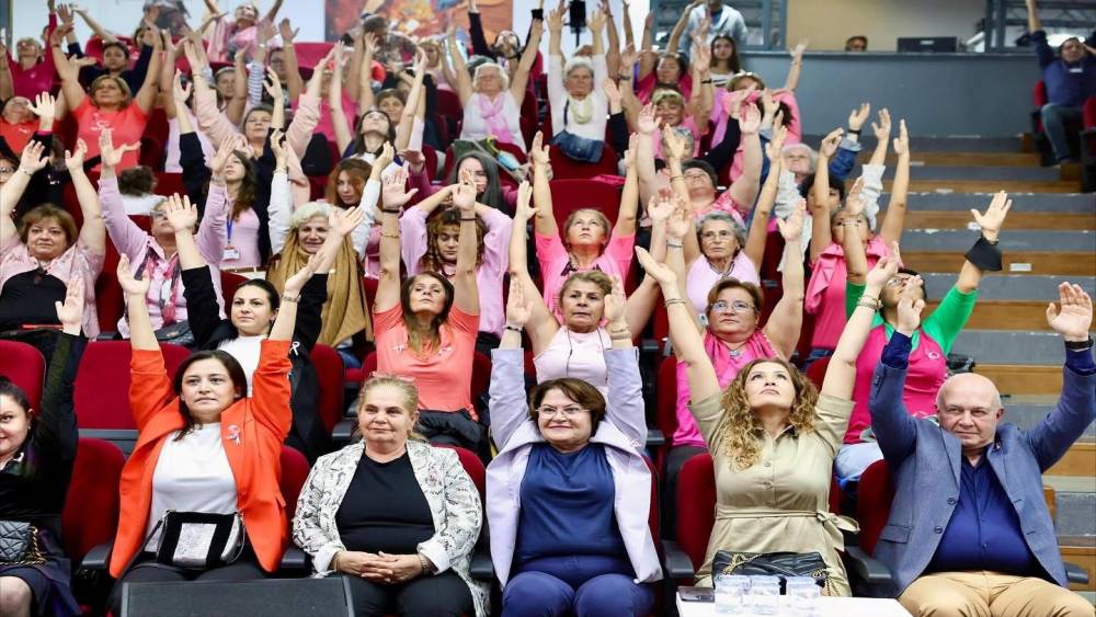 DİDİM’DE MEME KANSERİ FARKINDALIK ETKİNLİĞİ GERÇEKLEŞTİRİLDİ